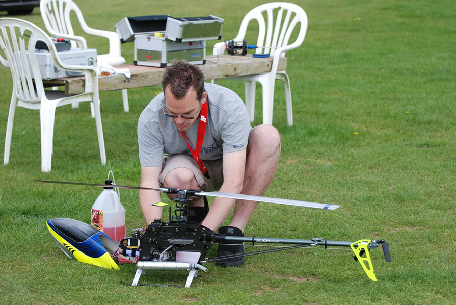 Paul Setting Up
